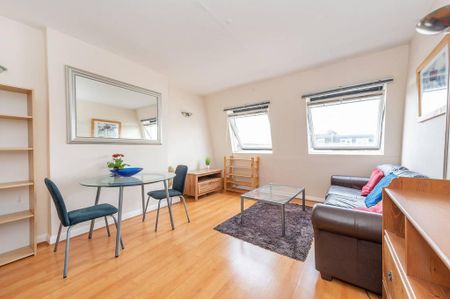 1 bedroom flat to rent - Photo 3