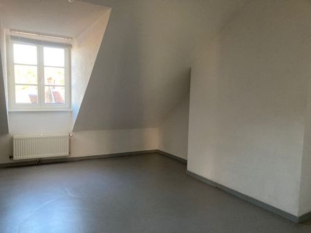 Location Appartement 3 pièces 69m² BESANCON 25000 - Photo 3