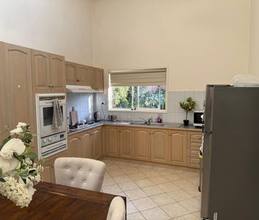 Spacious, Family Home in a Prime Hillside Location - Photo 3