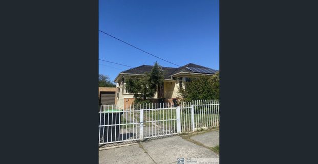 WALK TO DANDENONG PLAZA - Photo 1