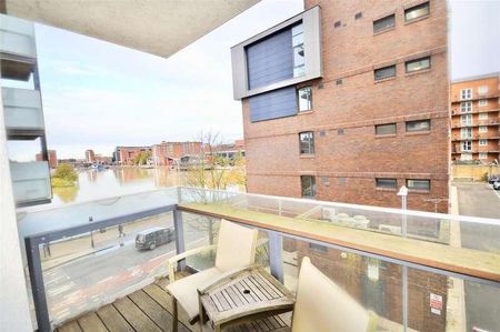 Brayford Street, Lincoln, LN5 - Photo 2