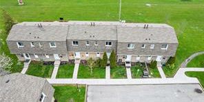 Room available in shared Townhouse! - Photo 3