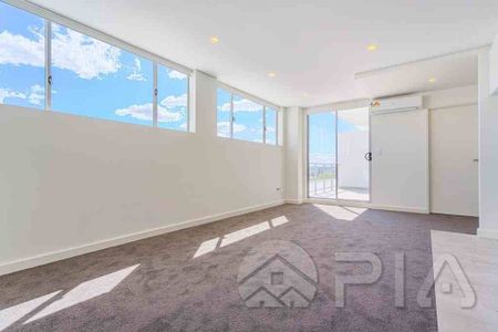 One Bed Apartment For Lease - Photo 4