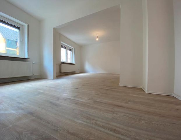 Altbauwohnung Wiesbaden Rheinstrasse - Photo 1