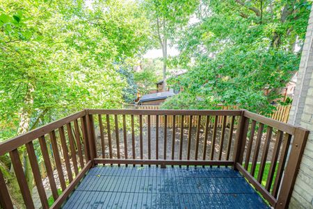 For Lease - 31 Stock Court, Cambridge, Ontario - Photo 4