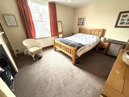 3 bedroom terraced house to rent - Photo 5