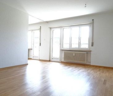 Stadtahe 4-Zimmerwohnung à 88 m² im 1. OG - Photo 1