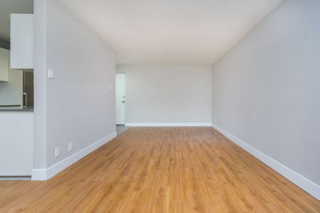 25 Eccleston Drive - Photo 2