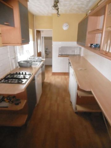 2 bedroom terraced house to rent - Photo 5