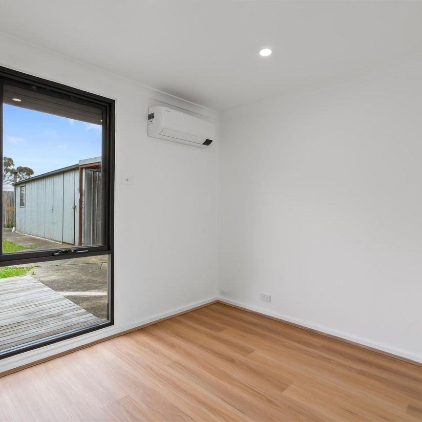 Your Ideal Family Haven Awaits at 37 Malmsbury Drive - Photo 1