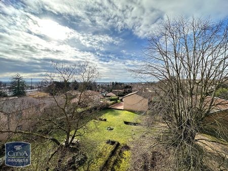 Location Appartement 4 pièces 74m² MACON 71000 - Photo 4