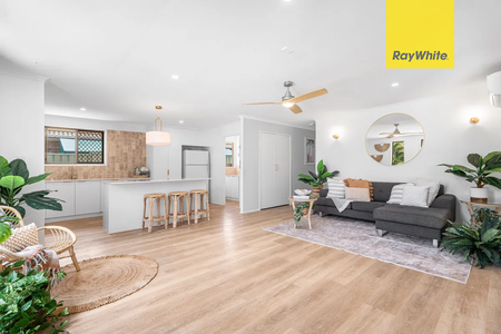 11 Penguin Street, Wellington Point QLD 4160 - House For Rent | Domain - Photo 2