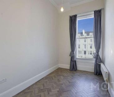 Clifton Gardens, Folkestone, CT20 - Photo 4