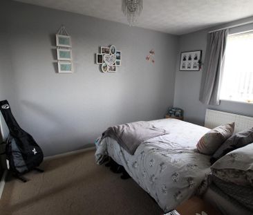 1 bedroom ground floor flat to rent - Photo 1