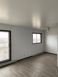 Sandalwood B – 2 Bedroom - Photo 2