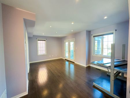 For Lease - 216 Equator Crescent, Vaughan, Ontario - Photo 2