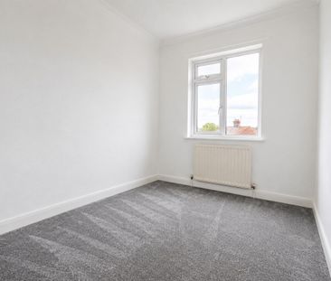 Woodgrange Drive, Southend On Sea - Photo 1
