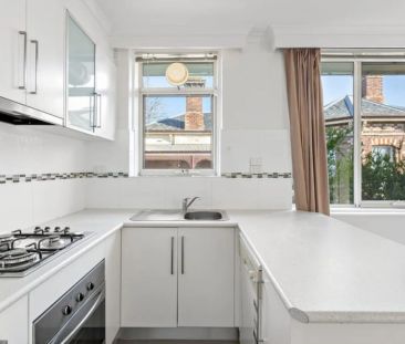 Easy St Kilda Living Near Albert Park Lake & Transport - Photo 4