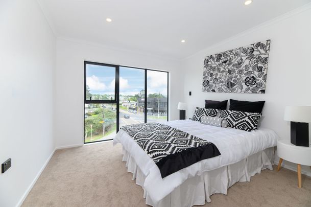 Modern 3-Bedroom Home 875 PW - Photo 1