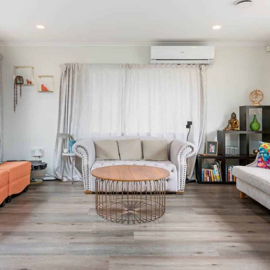 Modern Family home - 4 bedroom + 2 bathroom + ... - Photo 1