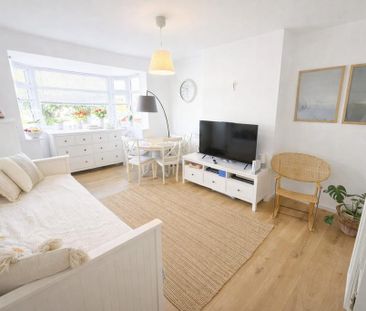 2 bedroom semi-detached bungalow to rent - Photo 4