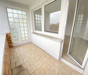 Schöne 3 Zimmerwohnung mit Balkon - Foto 2
