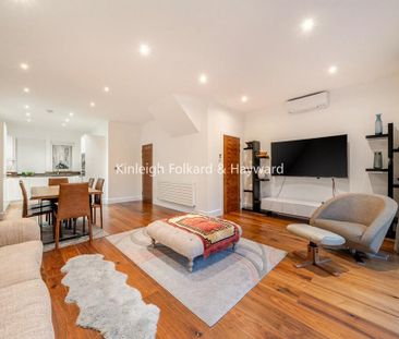 3 bedroom end of terrace house to rent - Photo 2