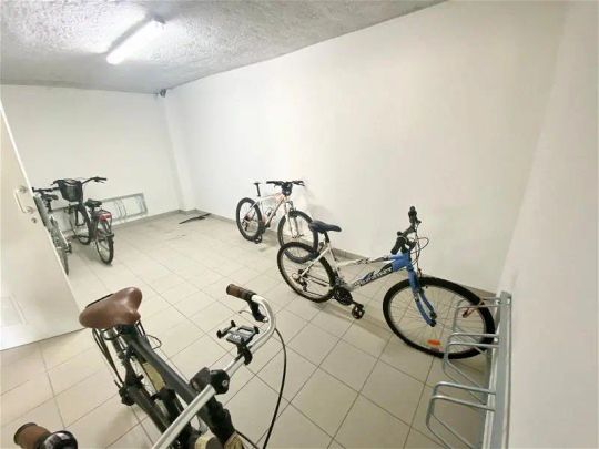 Location appartement 2 pièces - 39.85m² à Tours (37100) - Photo 1