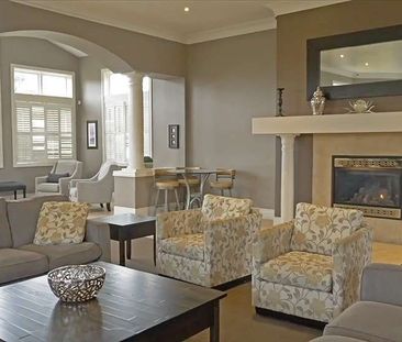 For Lease - 1470 Bishops Gate Unit# 407, Oakville, Ontario - Photo 4