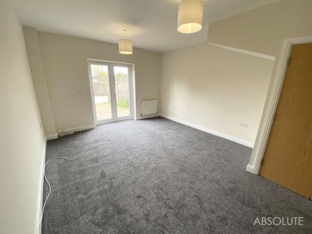 3 bedroom terraced house to rent - Photo 2