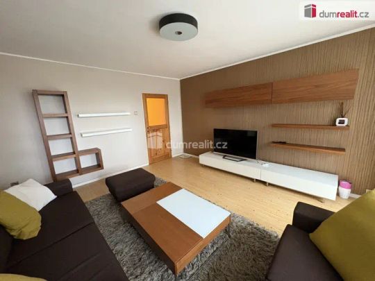 pronájem již zrekonstruovaného, plně vybaveného bytu 3+1 s dvěma balkóny - Čechovská, PB - Photo 1