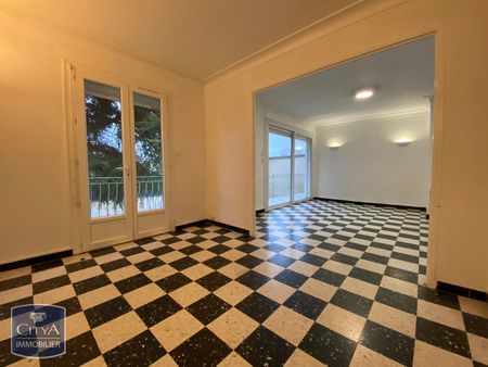 Location Appartement 3 pièces 69m² LE PONTET 84130 - Photo 2