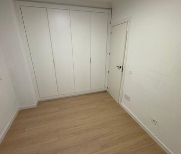 Apartamento planta baja en alquiler en El Pinillo, Torremolinos - Photo 3
