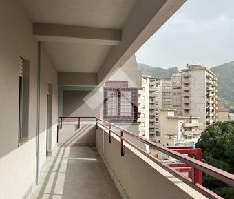 5 locali in affitto - Photo 4
