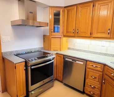 For Lease - 3601 Golden Orchard Drive, Mississauga, Ontario - Photo 4