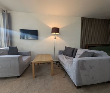 1 Bed Flat, Newton Park Court, LS7 - Photo 6