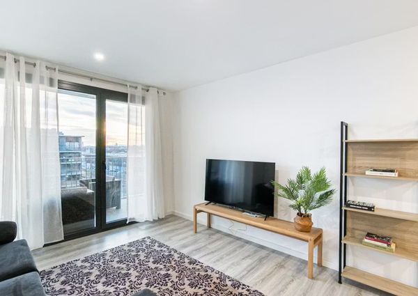 Carrer de la Mar Egea, Badalona, Catalonia 08918