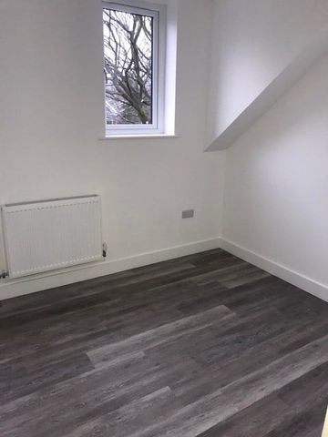 2 Bed Flat, Springbridge Road, M16 - Photo 4