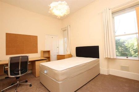 Hillstead House, Weston Park East, Bath, BA1 - Photo 3