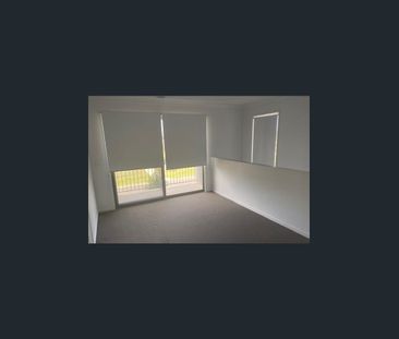 A Place to Call Home in the Heart of Point Cook! - Photo 3