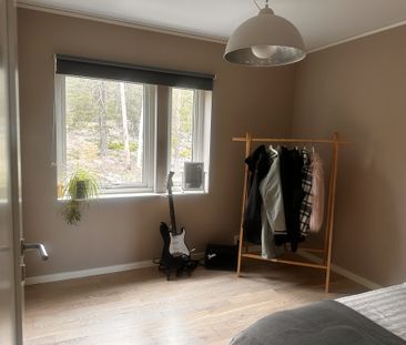 Björnvägen, Skogås - Photo 5