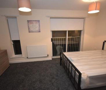 4 bedroom townhouse to rent - Photo 5