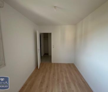 Location Appartement 3 pièces 63m² ST AVOLD 57500 - Photo 2