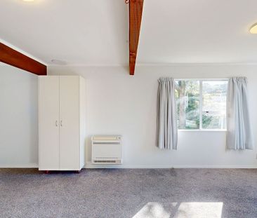 24A Old Coach Road, Johnsonville - Photo 2