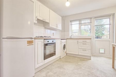 2 bedroom terraced house to rent - Photo 5