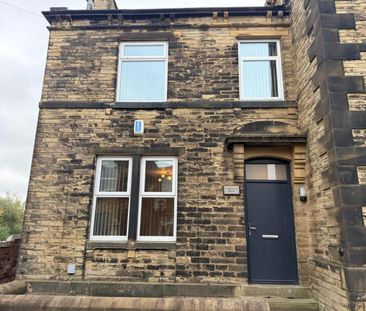 1 bedroom Flat To Let - Photo 1