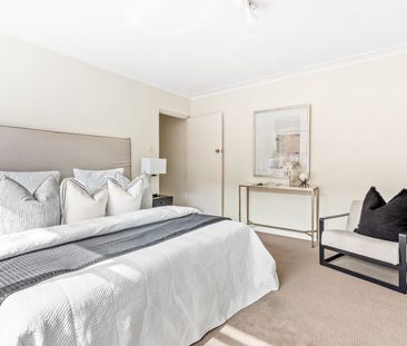 Perfect Two Bedroom Lifestyle Apartment - Photo 3