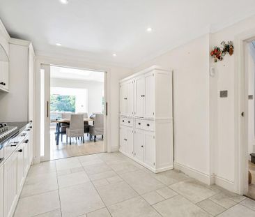 4 bedroom detached house to rent - Photo 6