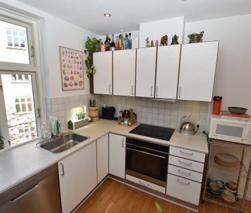 Indbydende lejlighed med lys og rummelighed i Aalborg - Foto 2