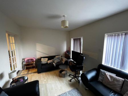 4 bedroom house share to rent - Photo 2